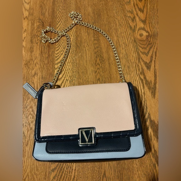 Victoria's Secret Handbags - Victoria Secret shoulder bag NWOT